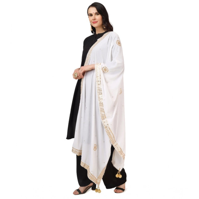 महिलाओं के लिए मखमली गोटा पट्टी दुपट्टा (सफ़ेद, लंबाई: 2.25 से 2.50 मीटर)