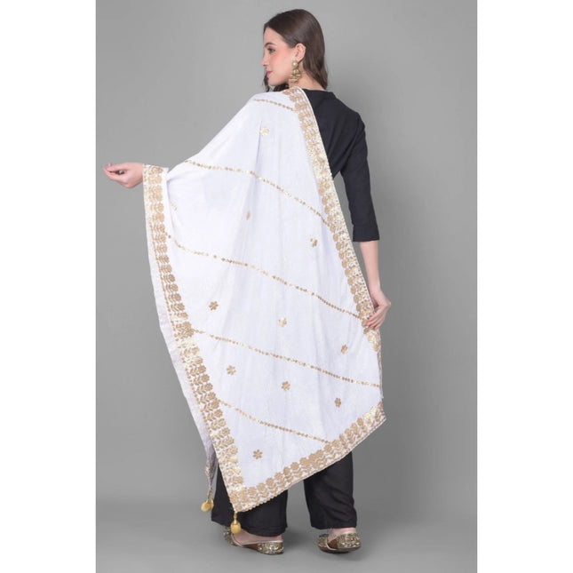 महिलाओं के लिए मखमली गोटा पट्टी दुपट्टा (ऑफ व्हाइट, लंबाई: 2.25 से 2.50 मीटर)