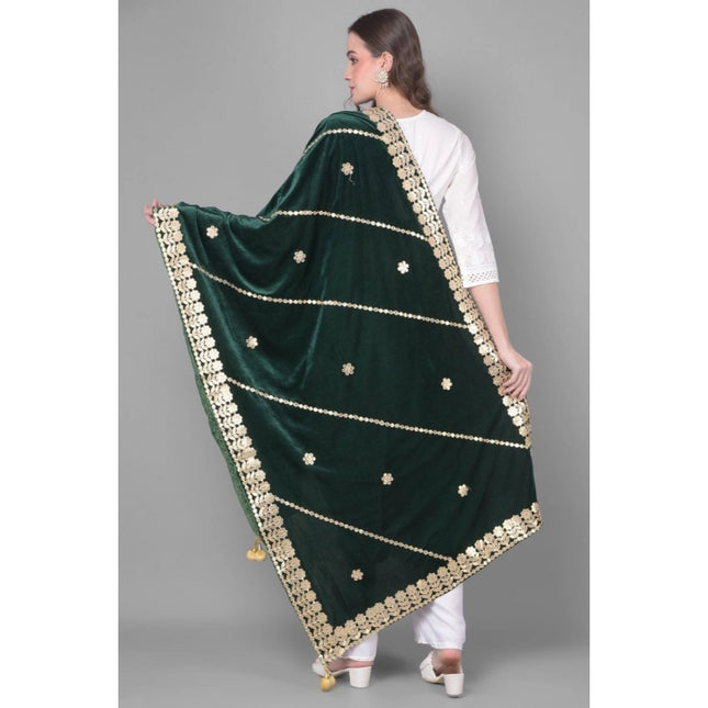 महिलाओं के लिए मखमली गोटा पट्टी दुपट्टा (हरा, लंबाई: 2.25 से 2.50 मीटर)